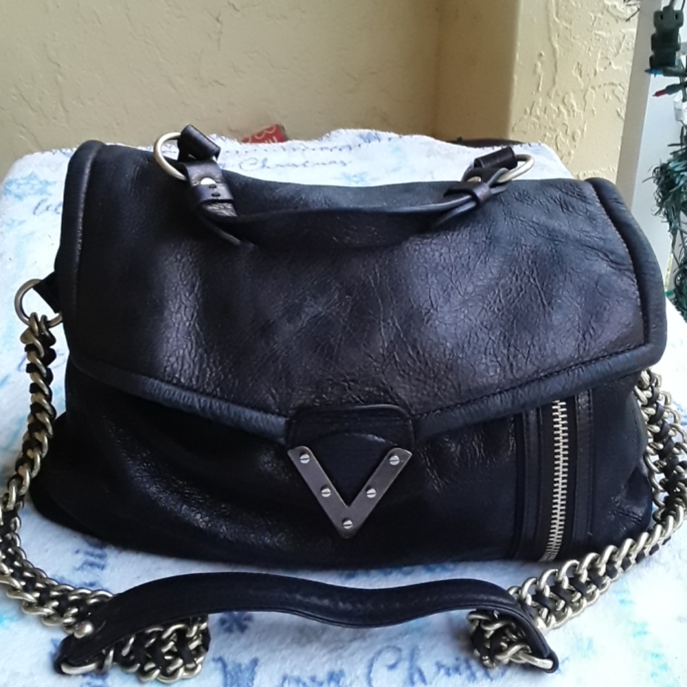Pour la victorie leather bag